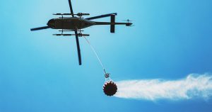 Piloto de helicóptero en incendios